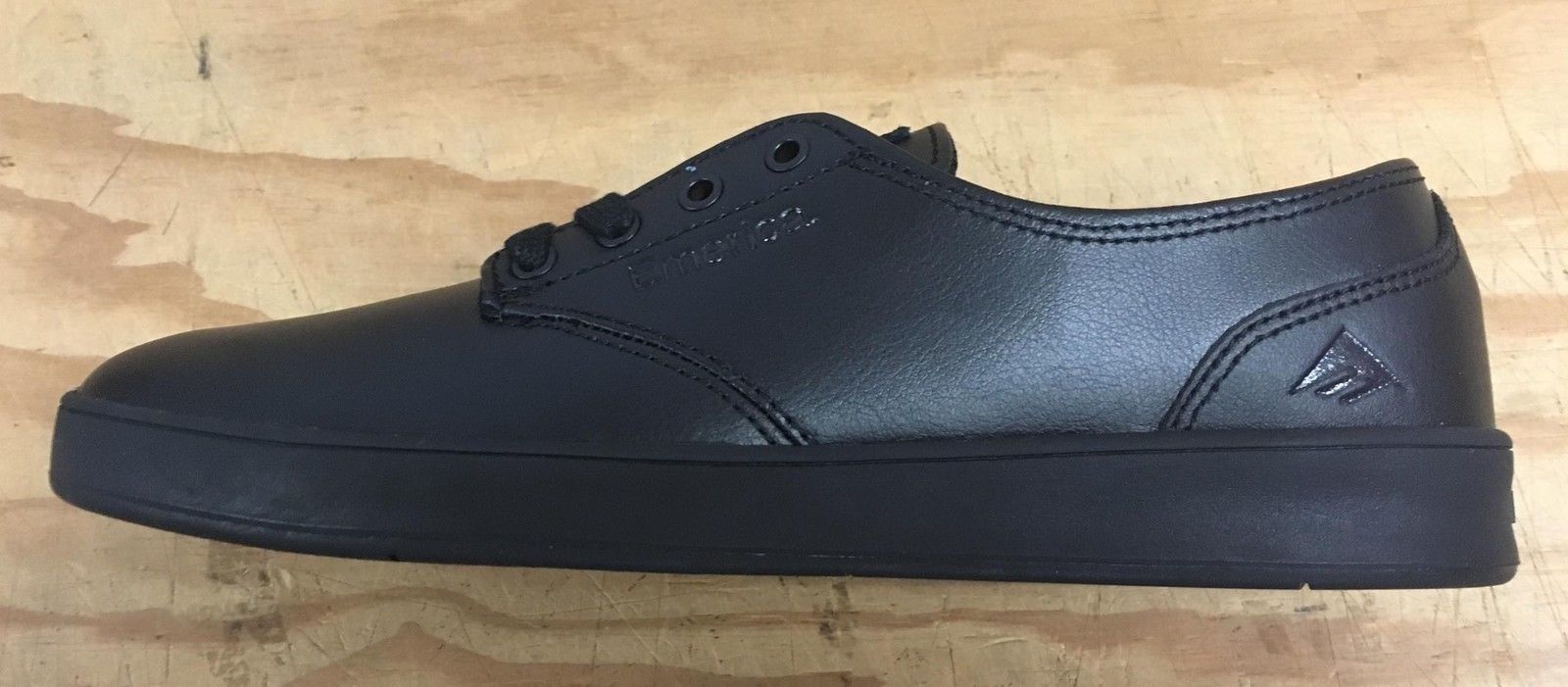 emerica leather shoes