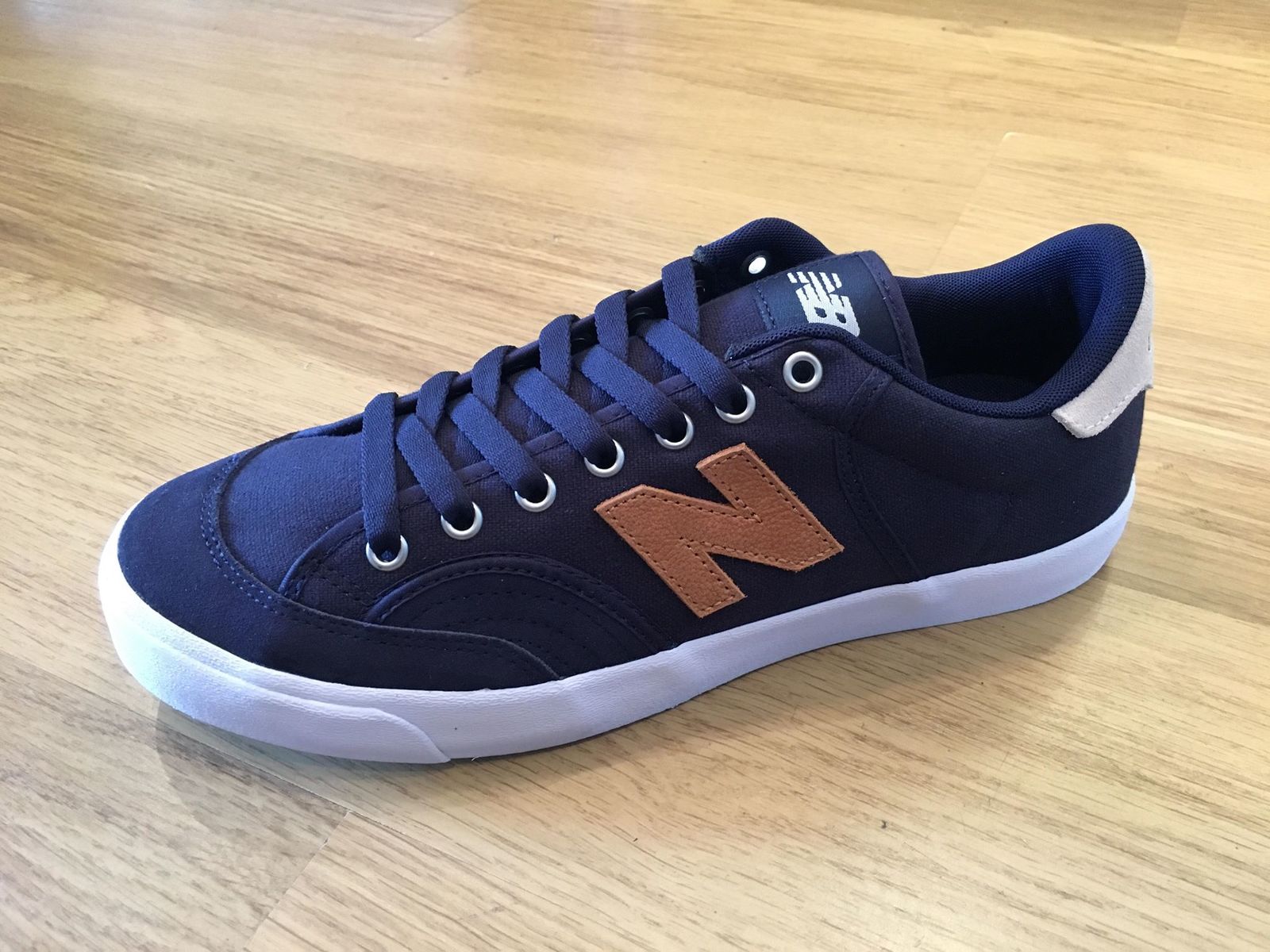 new balance navy blue mens