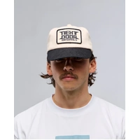 Next Door TECHNO CAP CREAM /BLACK snapback Skate Kingpin store
