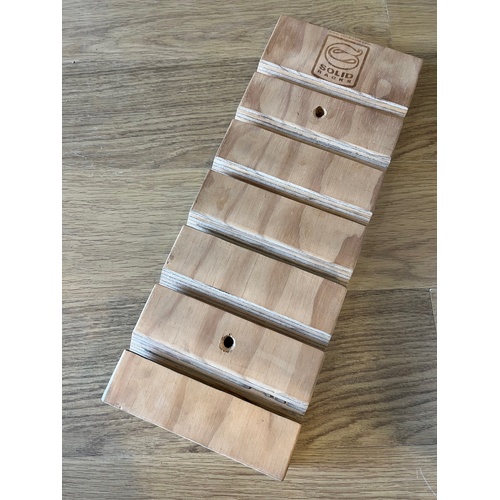 SOLID RACKS SKATEBOARD WALL DISPLAY RACK FOR 6 DECKS