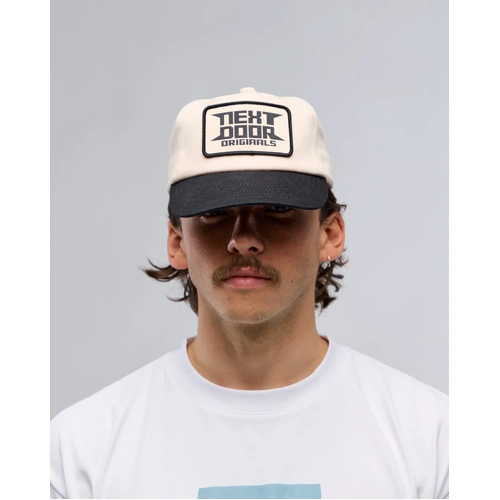 Next Door TECHNO CAP CREAM /BLACK snapback Skate Kingpin store